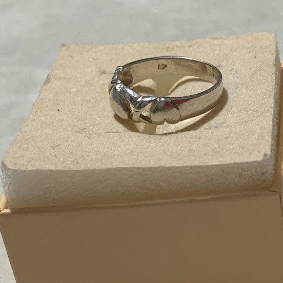 Sterling Silver EUC NF 925 X Heart Ring size 7.5 - Picture 5 of 9